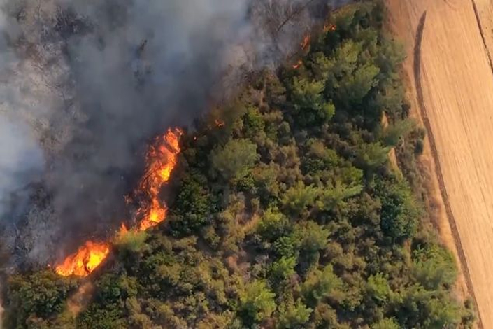 84 Sqn Cyprus - RAF Helicopters Tackle Large Fires In Cyprus